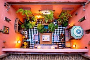 Dormir à Marrakech sans se ruiner : 5 astuces de pro incontournables